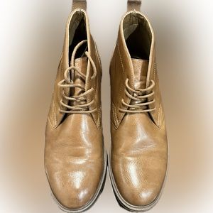 Men’s dress boot